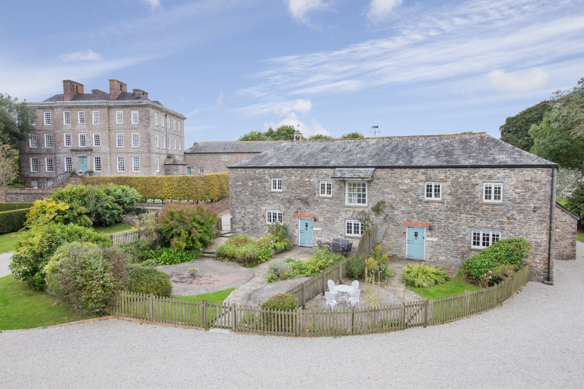 Kingston Estate