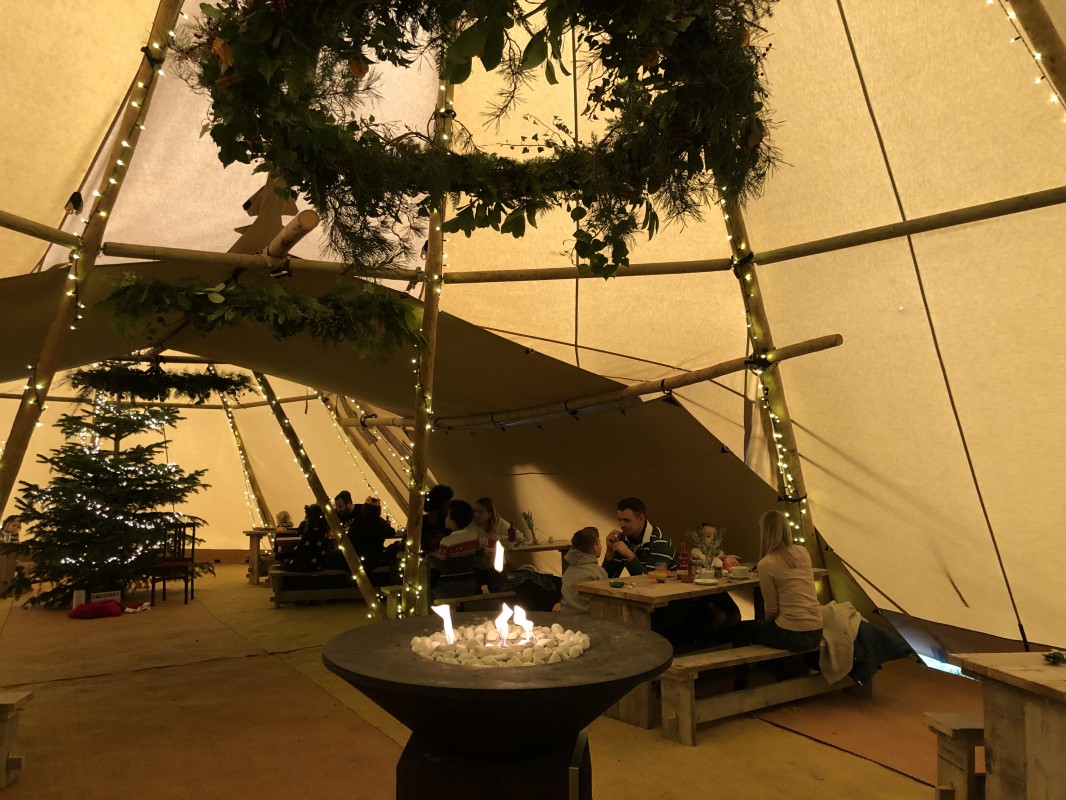 Image for Swan Tipis